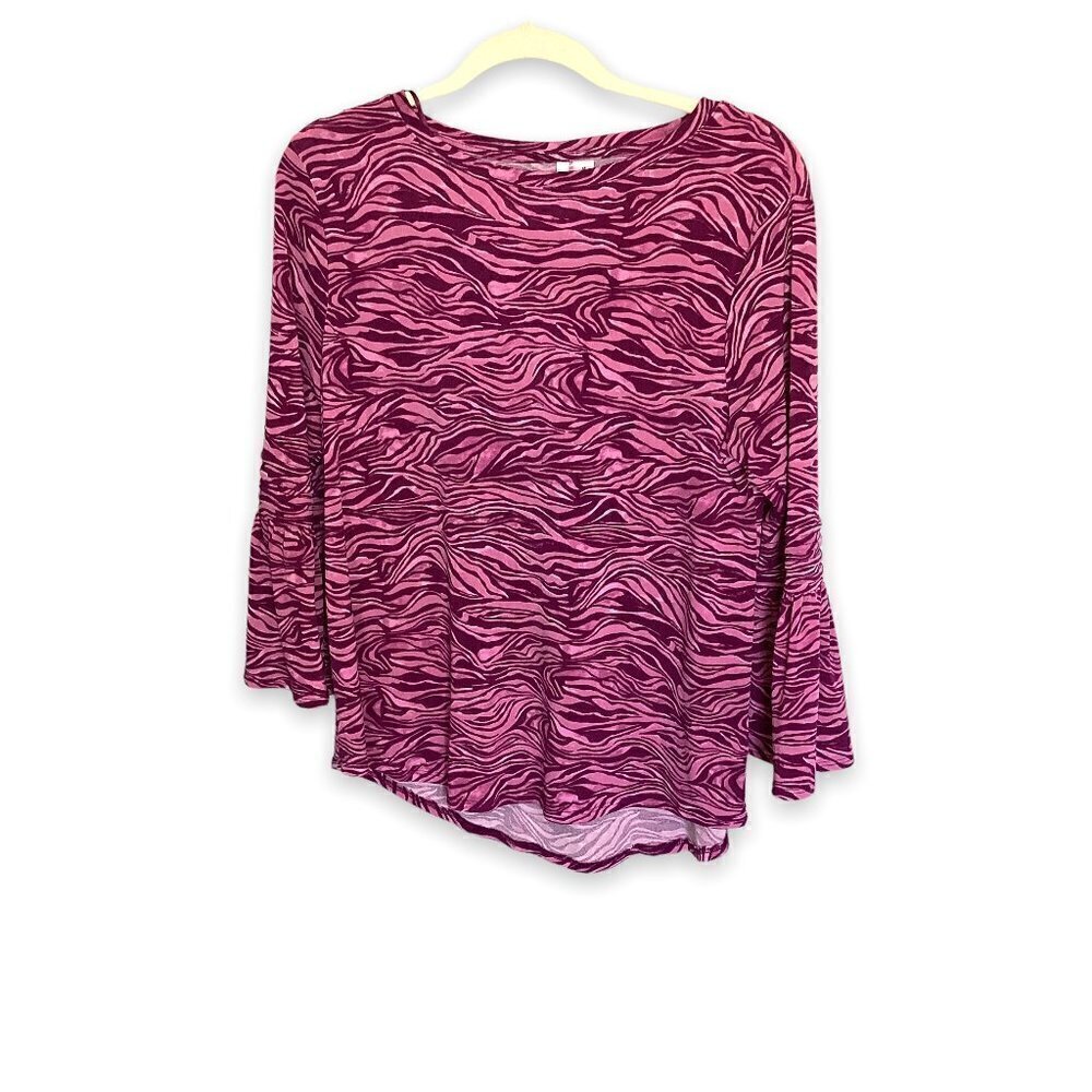 Elle Long Sleeve Sweater Ruffle Cuff Lightweight Size Women's Medium in Pink